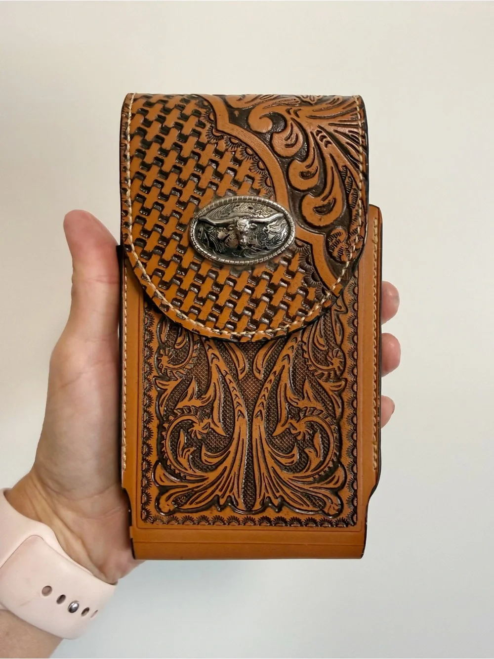 TEXAS WEST Western Cowboy Tooled Floral Leather Horse Concho Belt Loop Cell Phon